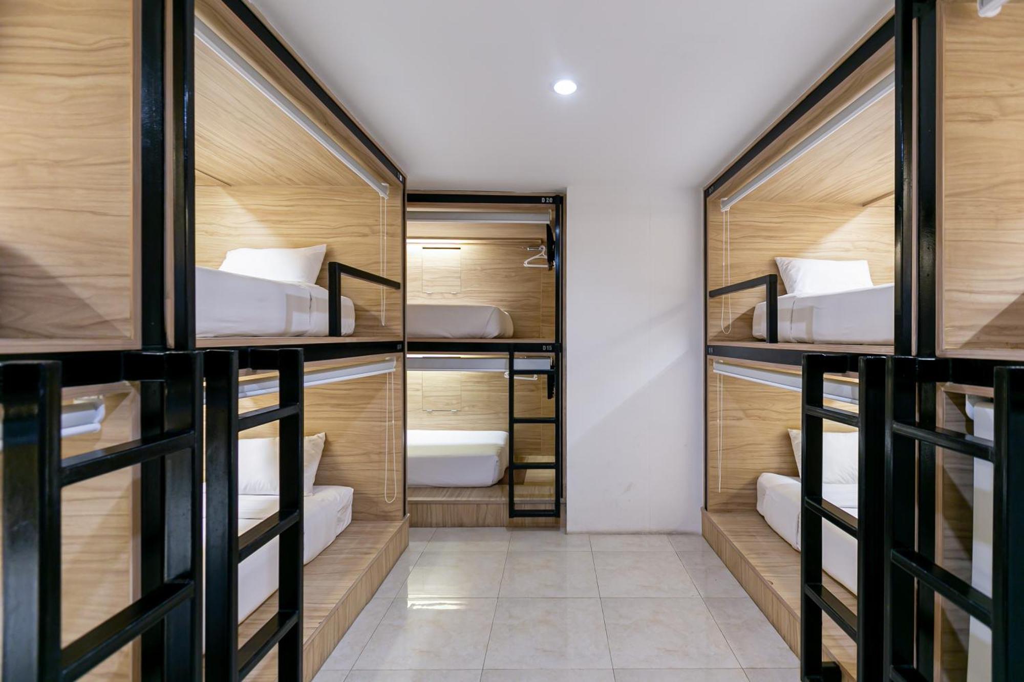 The Bedrooms Hostel Pattaya Εξωτερικό φωτογραφία