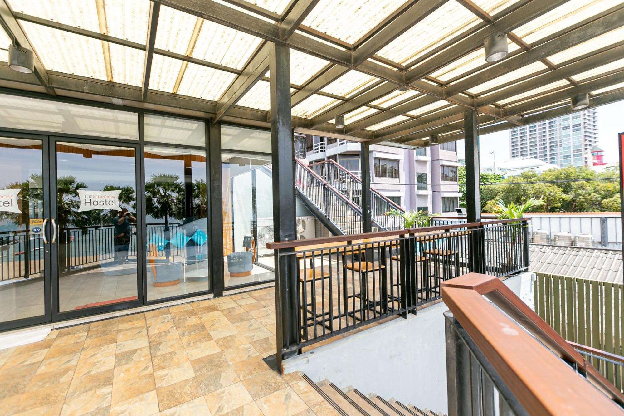 The Bedrooms Hostel Pattaya Εξωτερικό φωτογραφία