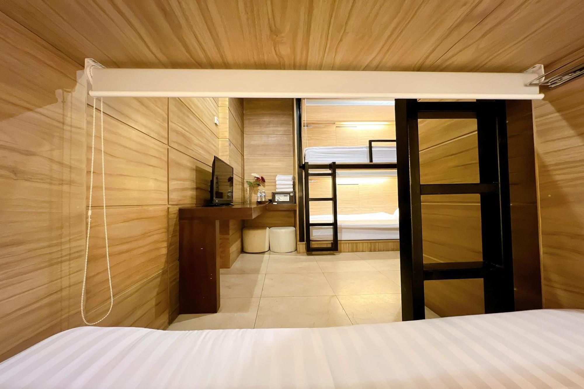 The Bedrooms Hostel Pattaya Εξωτερικό φωτογραφία