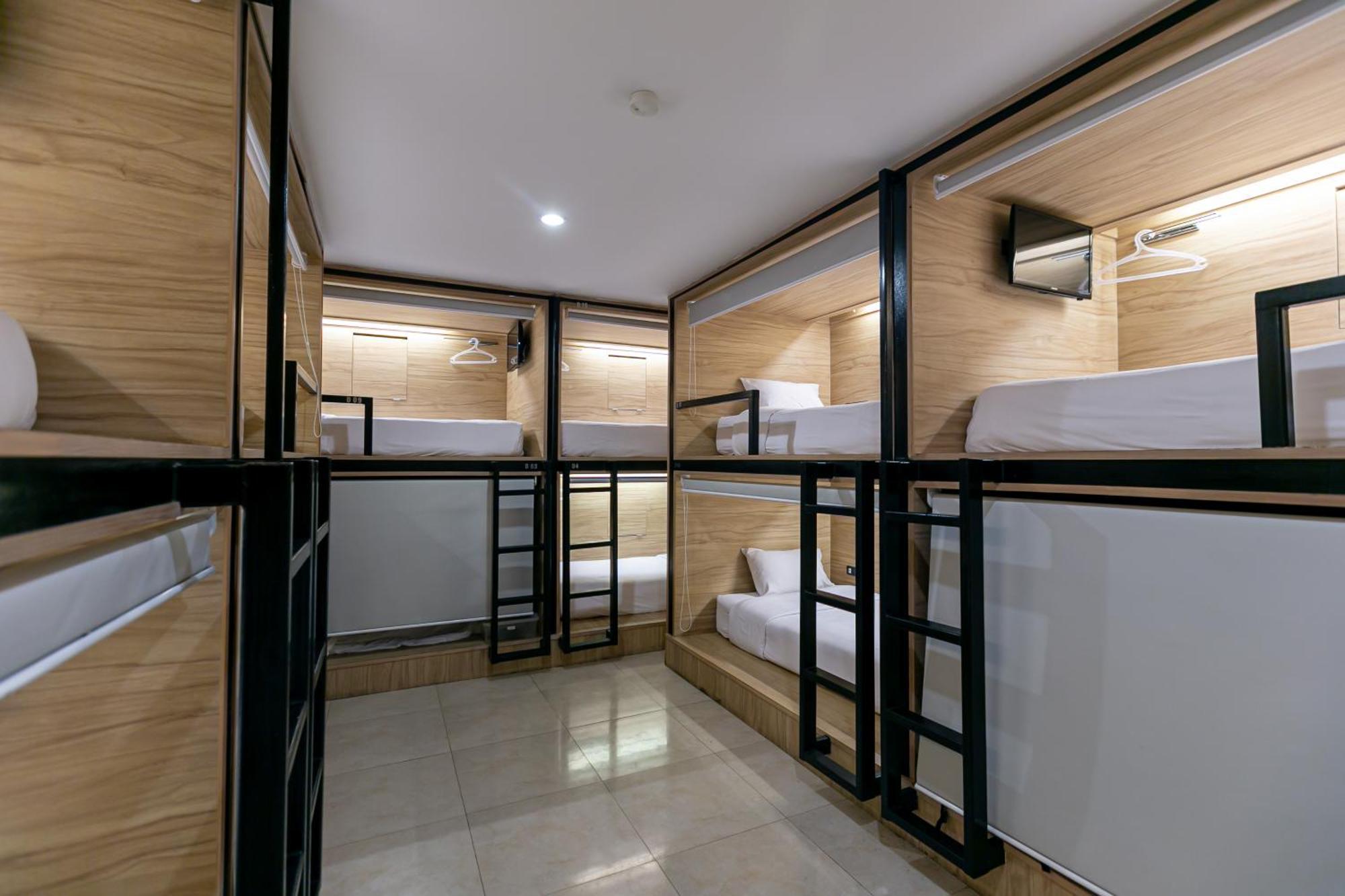 The Bedrooms Hostel Pattaya Εξωτερικό φωτογραφία
