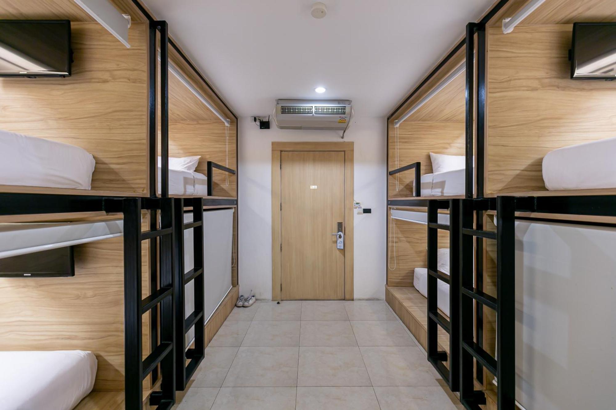 The Bedrooms Hostel Pattaya Εξωτερικό φωτογραφία