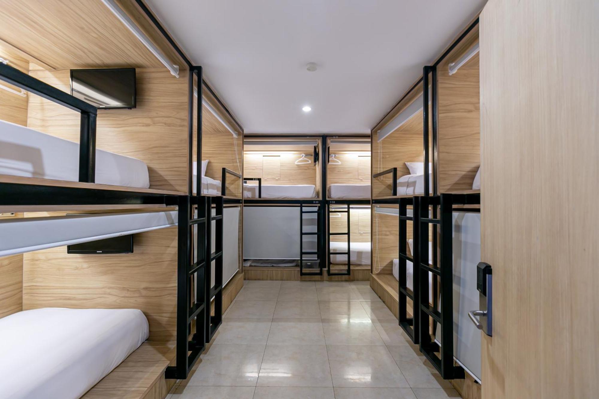The Bedrooms Hostel Pattaya Εξωτερικό φωτογραφία