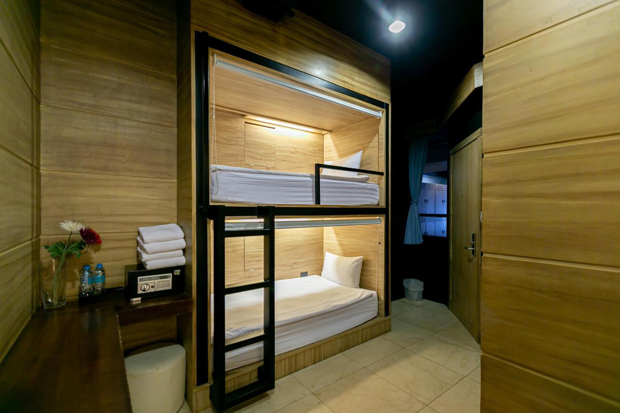 The Bedrooms Hostel Pattaya Εξωτερικό φωτογραφία